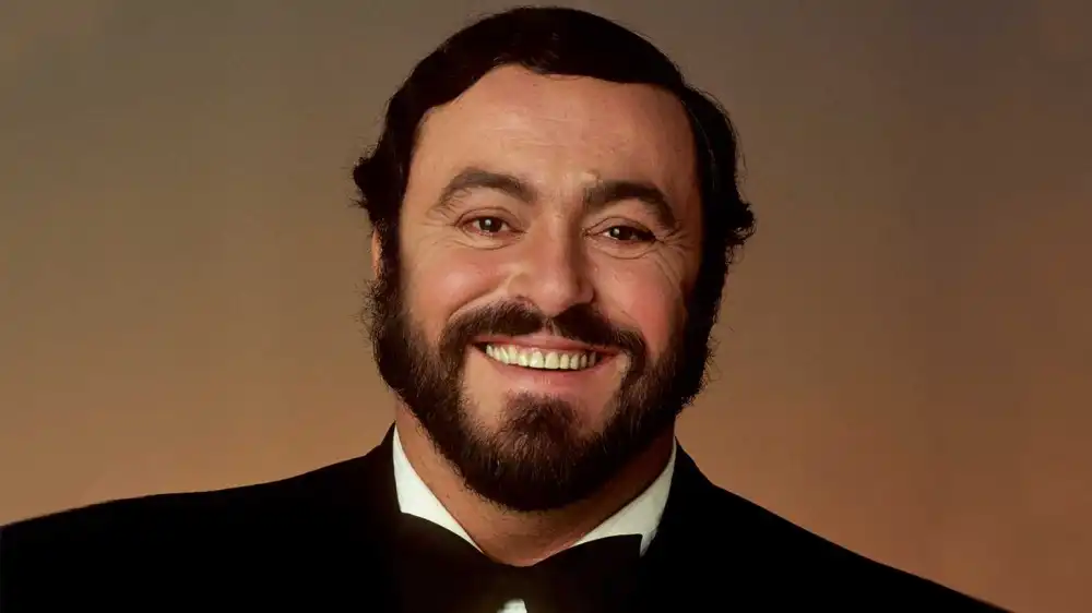 Luciano Pavarotti: El Tenor que Llevó la Ópera al Corazón del Mundo